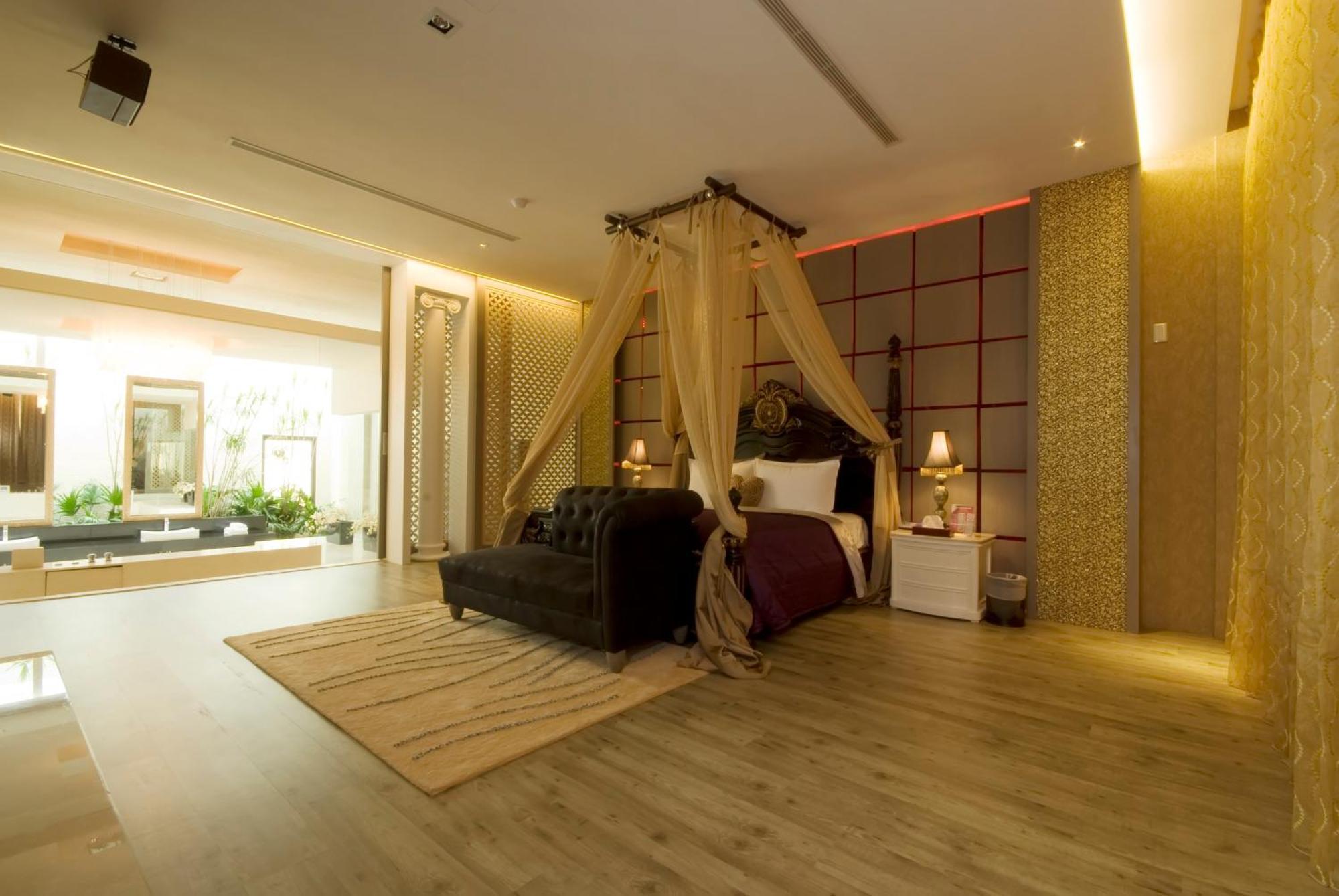 Harport Motel Каосюн Екстериор снимка
