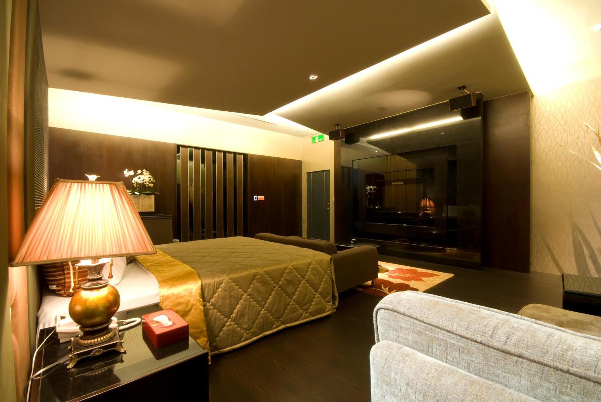 Harport Motel Каосюн Екстериор снимка